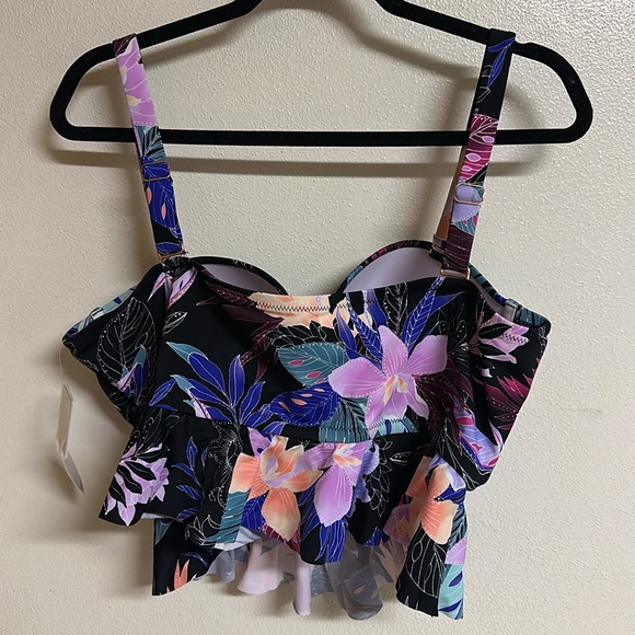 Swim top - Picture 2 of 2